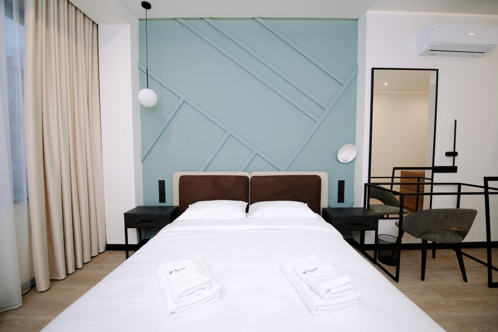 Select Hotel Lviv Extérieur photo