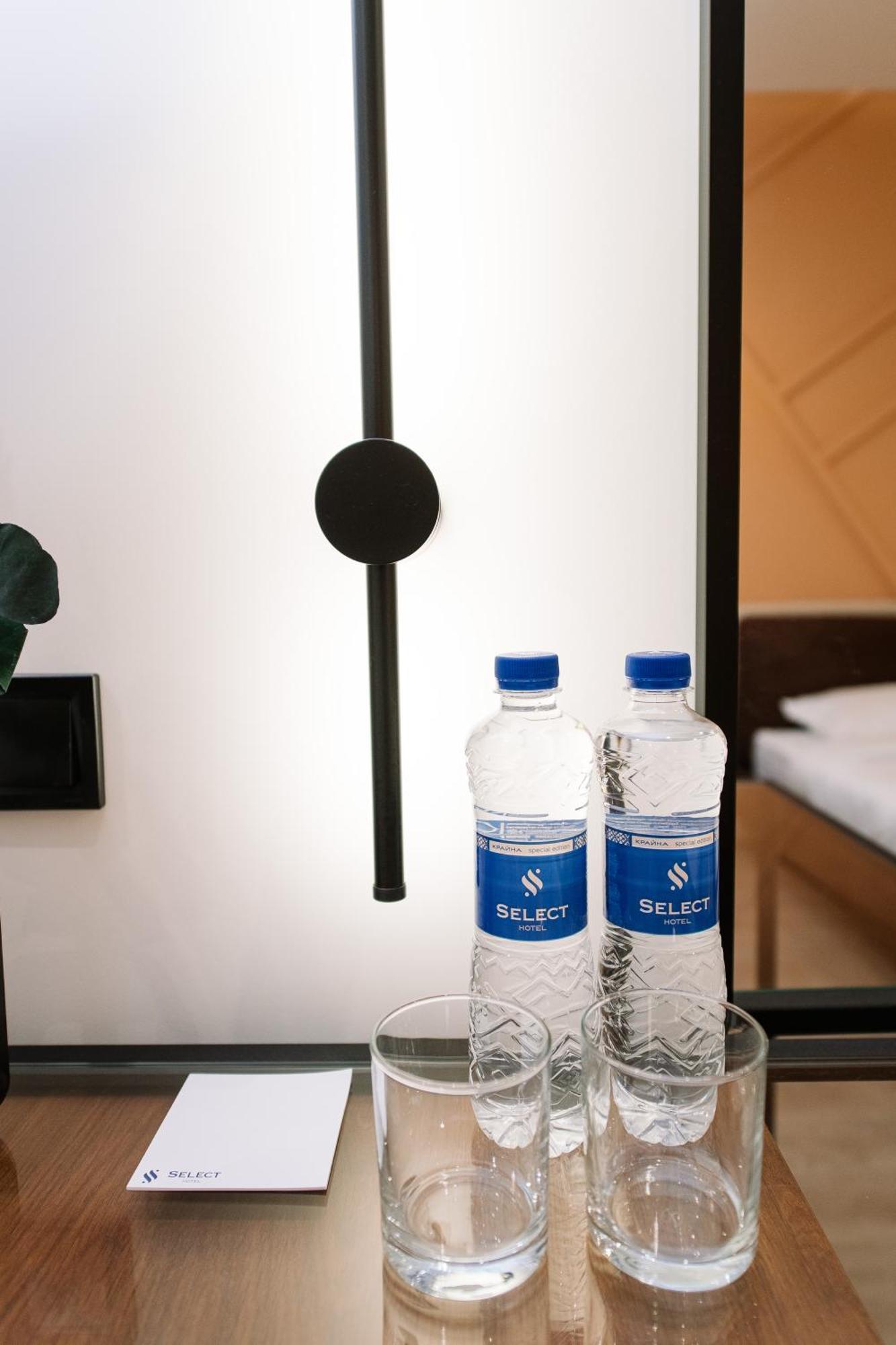 Select Hotel Lviv Extérieur photo