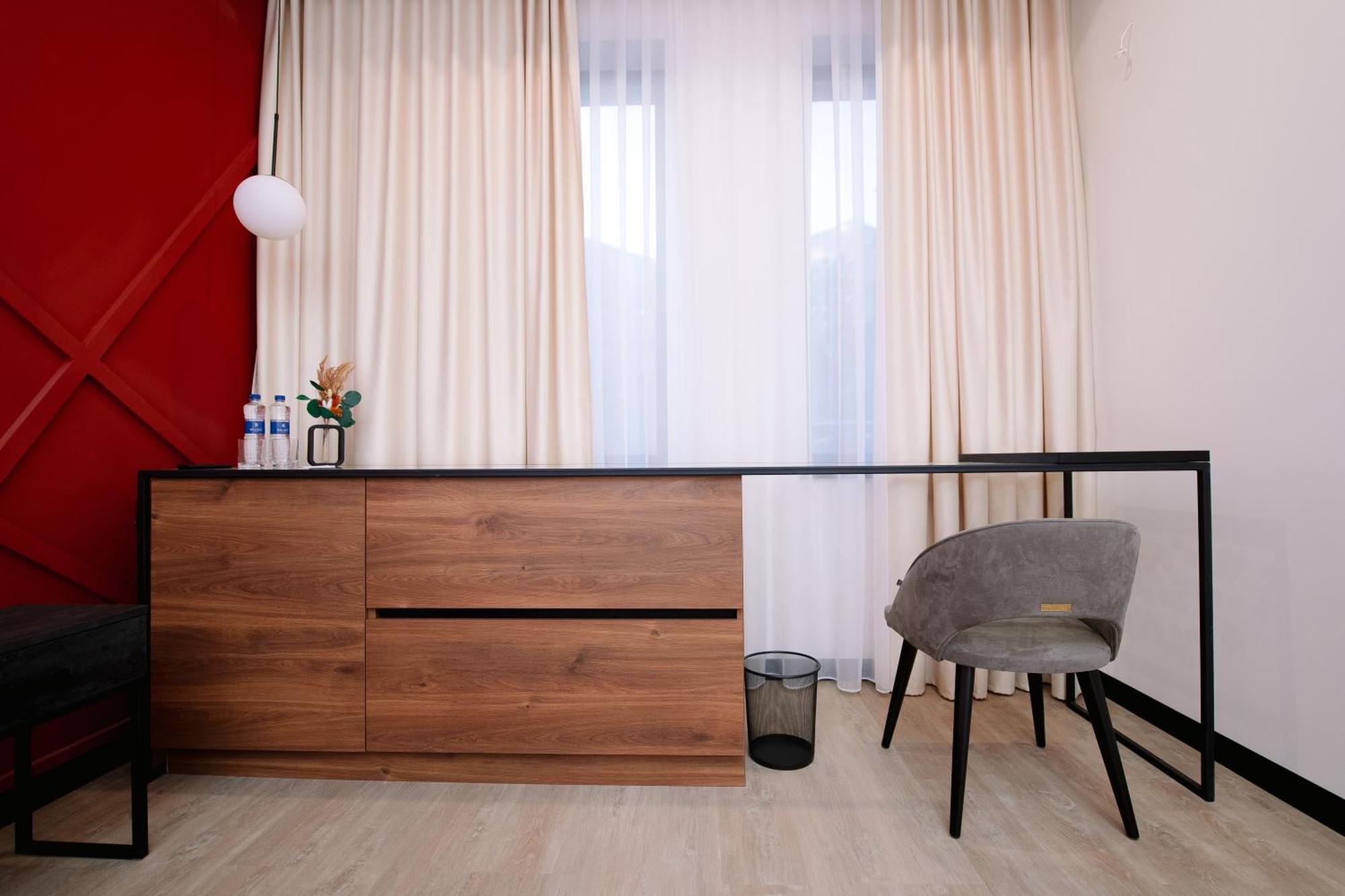 Select Hotel Lviv Extérieur photo