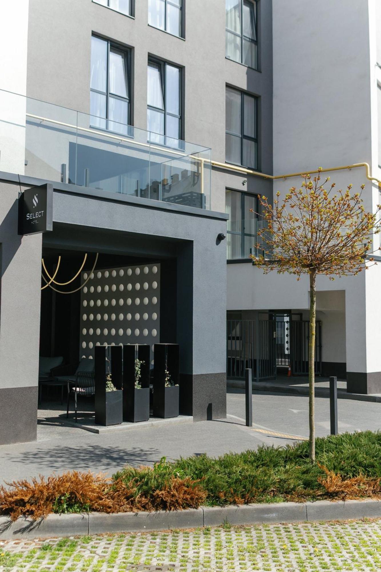 Select Hotel Lviv Extérieur photo
