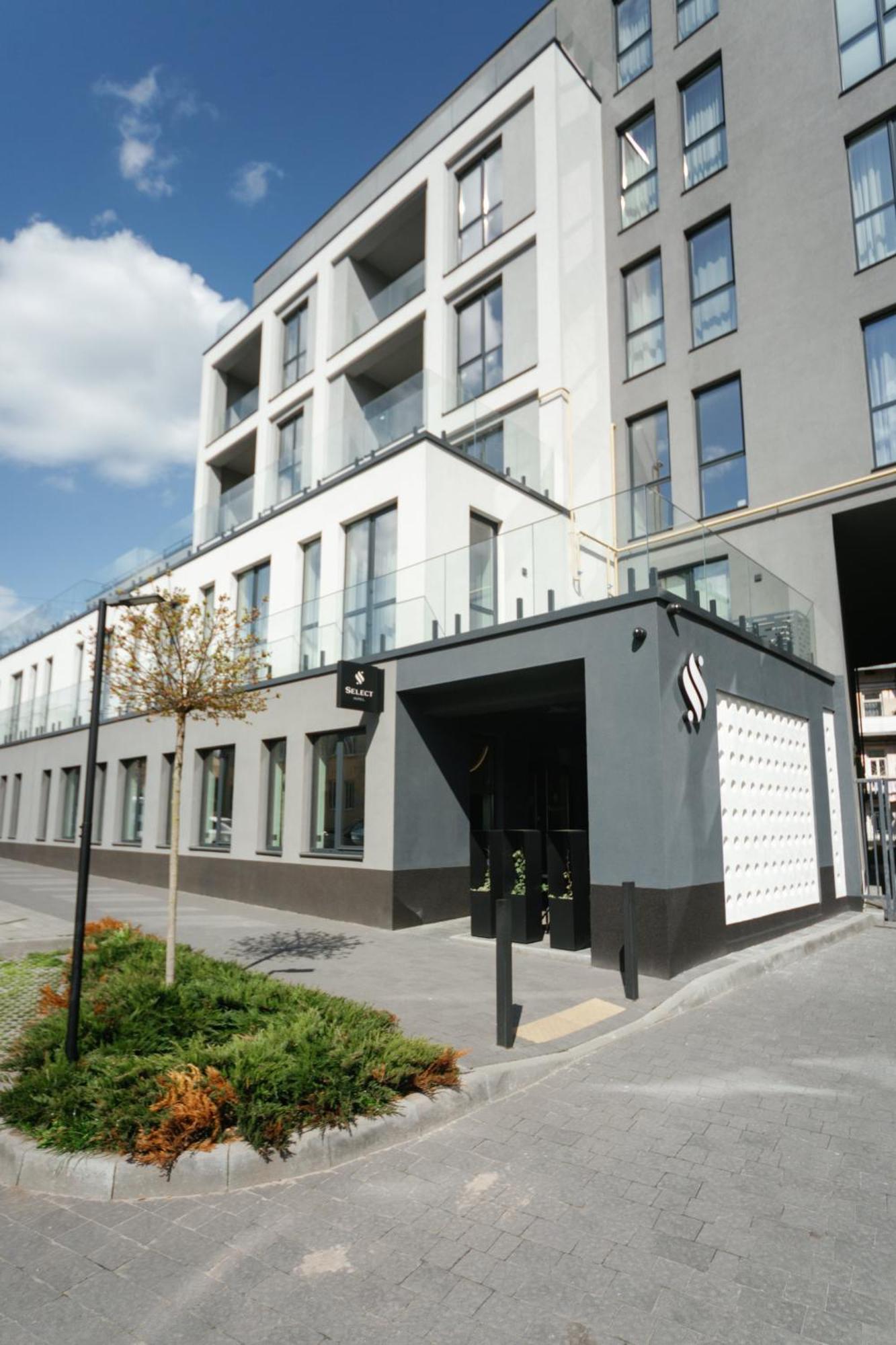 Select Hotel Lviv Extérieur photo